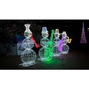 Новогодняя светодиодная композиция из фигур "Снеговики - музыканты"
