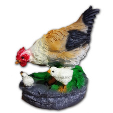 Садовая фигура "Курочка с цыплятами на камне малая"