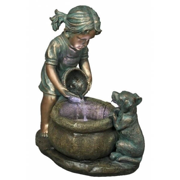 Декоративный садовый фонтан "Девочка с собачкой"