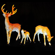 Комплект из 3х светодиодных фигур из стекловолокна "Семья оленей"